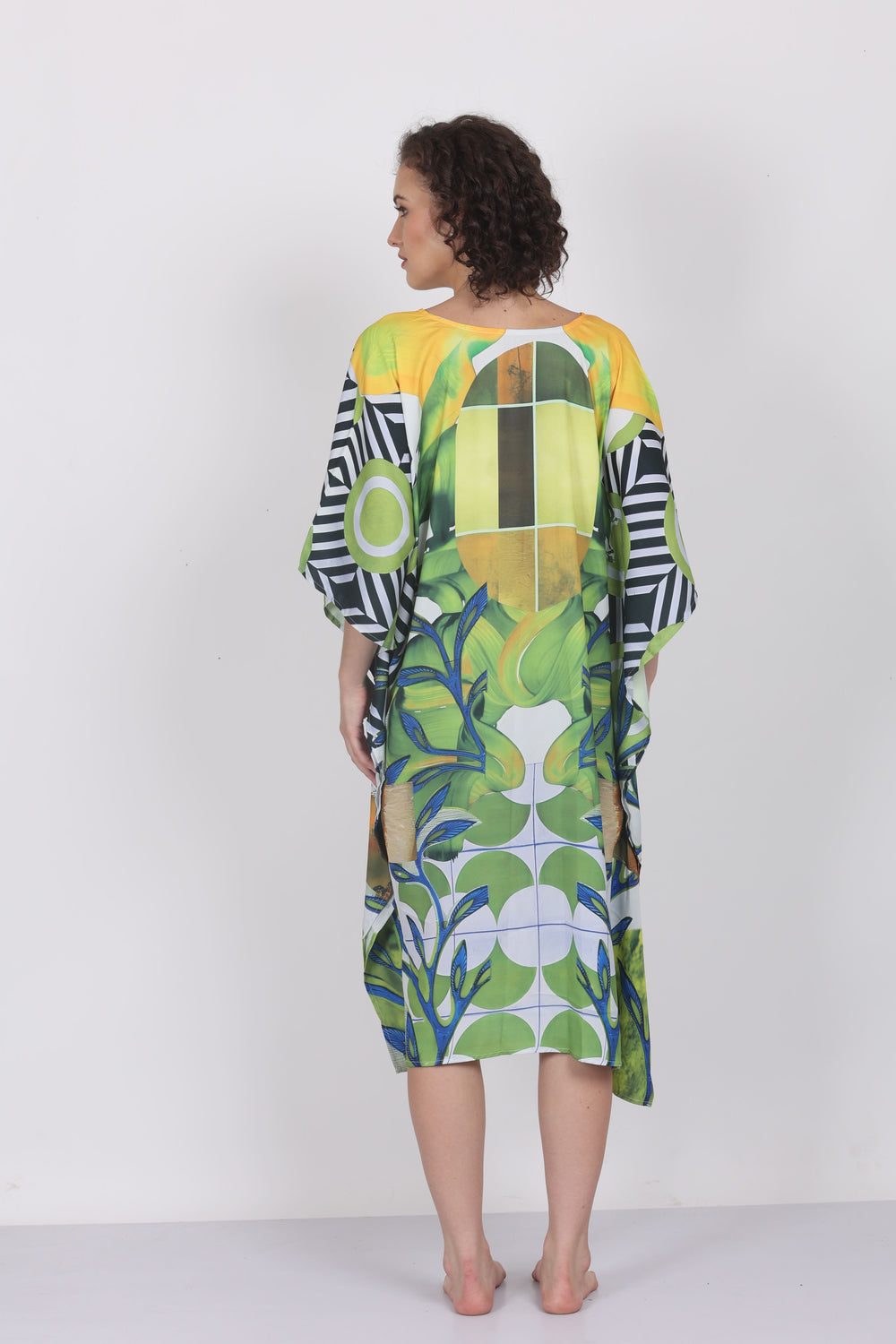 Emerald Leaves – Wearable Art Kaftan