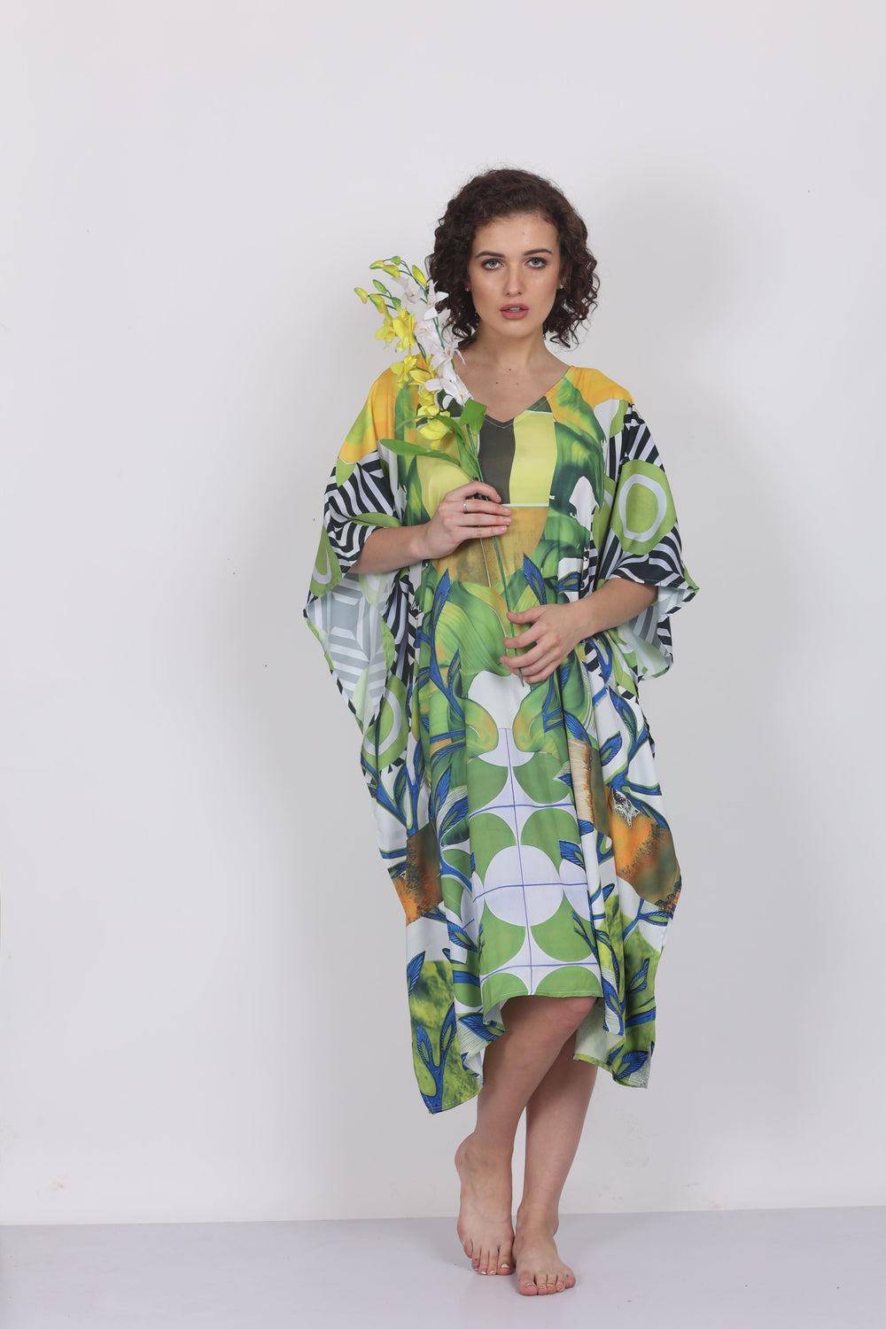 Emerald Leaves – Wearable Art Kaftan