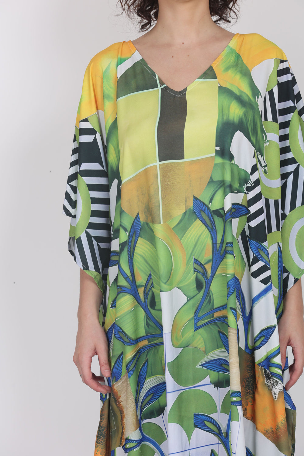 Emerald Leaves – Wearable Art Kaftan