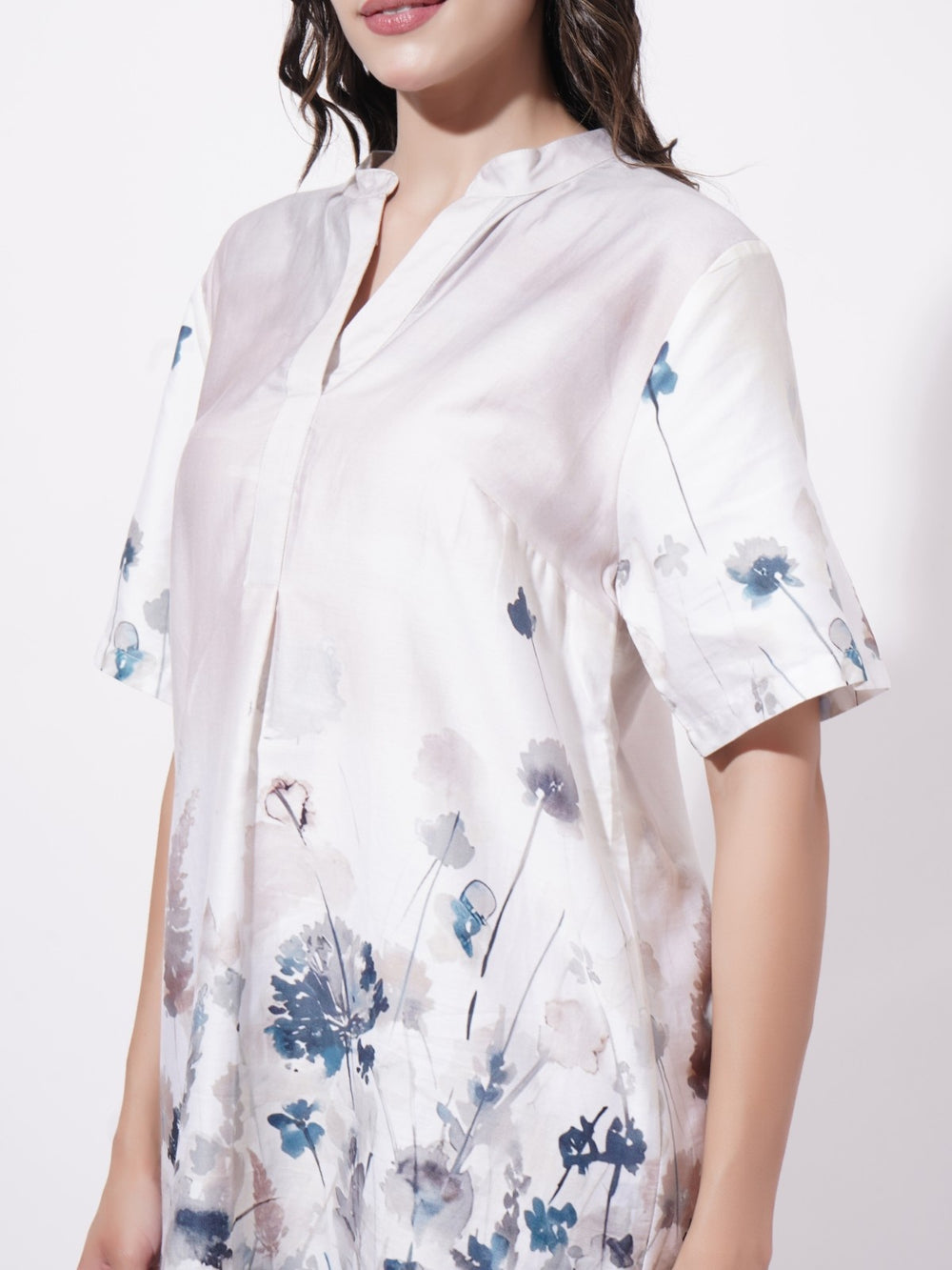 Soft Bloom Short Dress