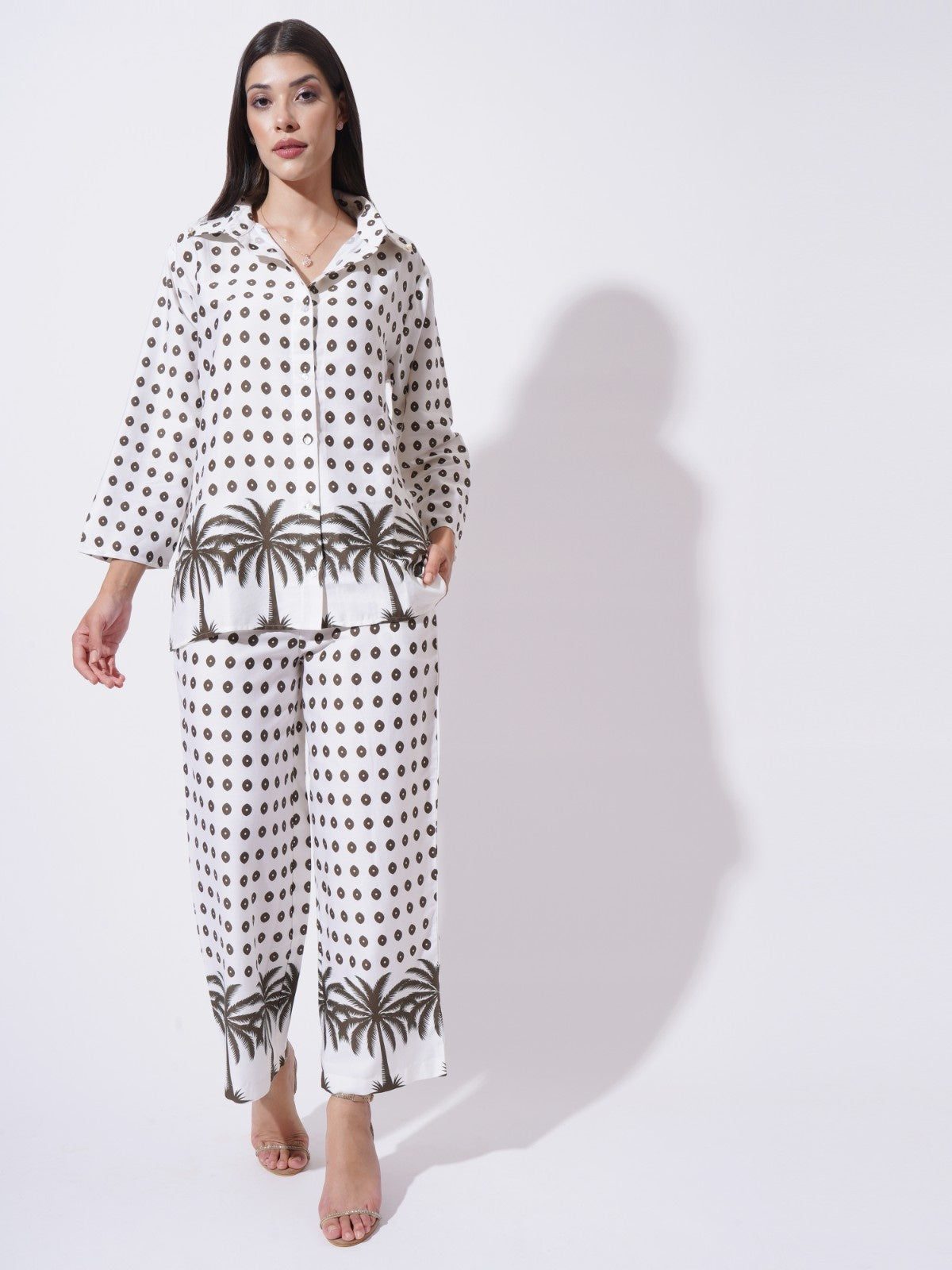 Collections Monochrome Muse